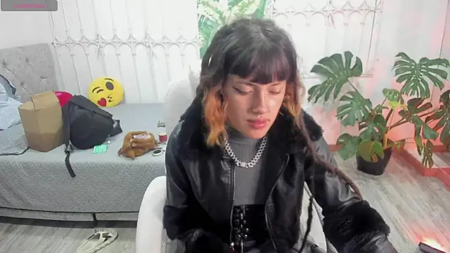  sharlotte777 online show from 12.02.25