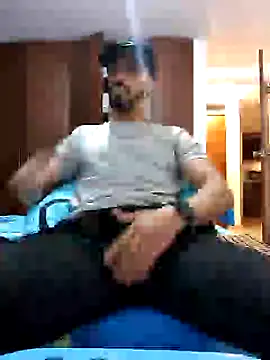 Snapshot of MAXIMUS_MASTE3 chatting on 02.09.25 MAXIMUS MASTE3 online show from 02.09.25