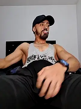 Snapshot of MAXIMUS_MASTE3 chatting on 02.27.25 MAXIMUS MASTE3 online show from 02.27.25