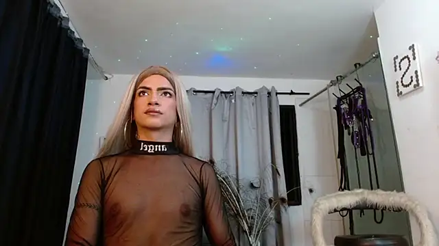 Snapshot of georgina_ms chatting on 10.03.25 georgina ms online show from 10.03.25