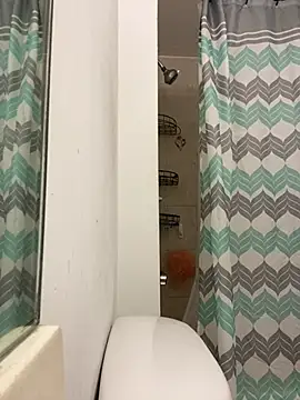 Snapshot of islandvybee55 chatting on 12.07.24 islandvybee55 online show from 12.07.24