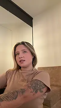 MiaPetit  online show from 12.20.25