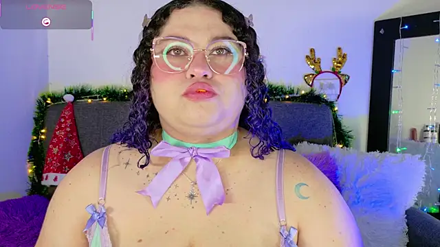 lunitaa0 online show from 12.04.25