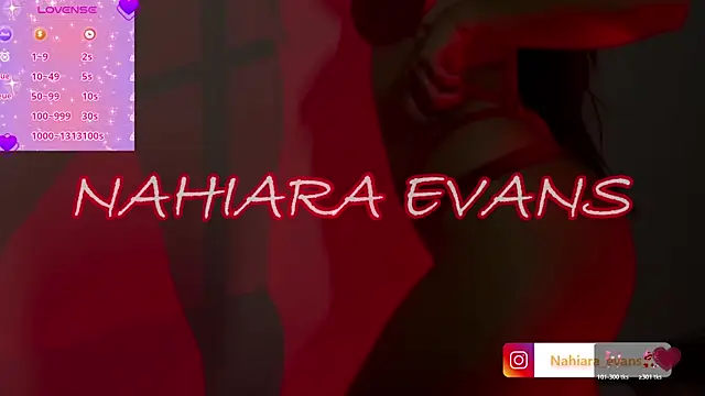Snapshot of NahiaraEvans_ chatting on 06.05.26 NahiaraEvans online show from 06.05.26