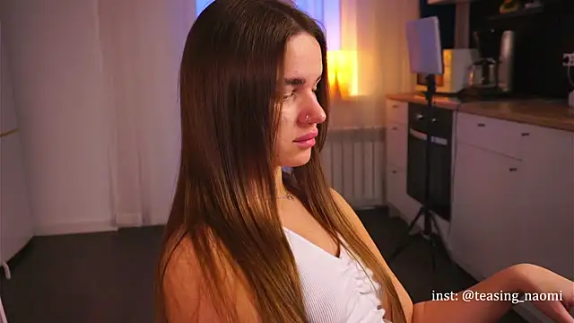 aesthetics  tease online show from 02.04.25