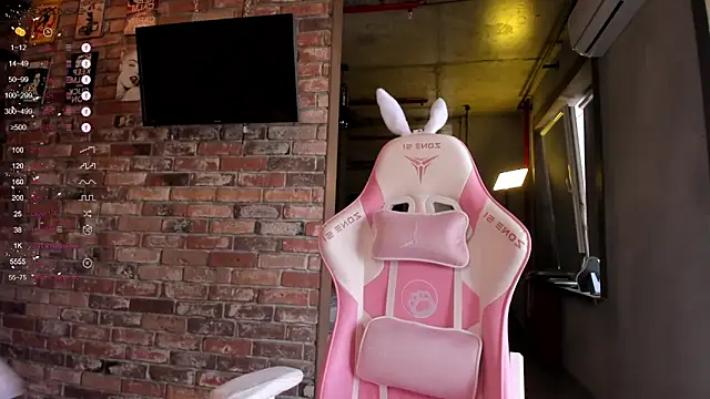 aesthetics  tease online show from 09.17.25