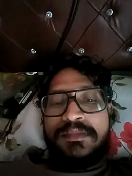 Snapshot of gym_lover076 chatting on 12.23.25 gym lover076 online show from 12.23.25