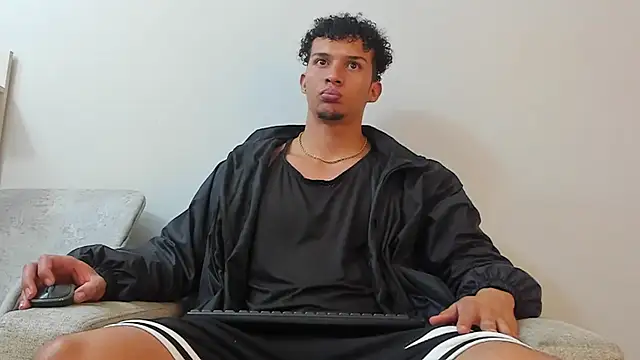 Dominick star online show from 03.18.25