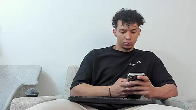 Dominick star online show from 03.21.25