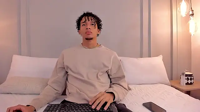 Dominick star online show from 10.30.25