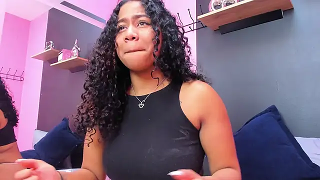 Sofi Fox  online show from 03.01.25