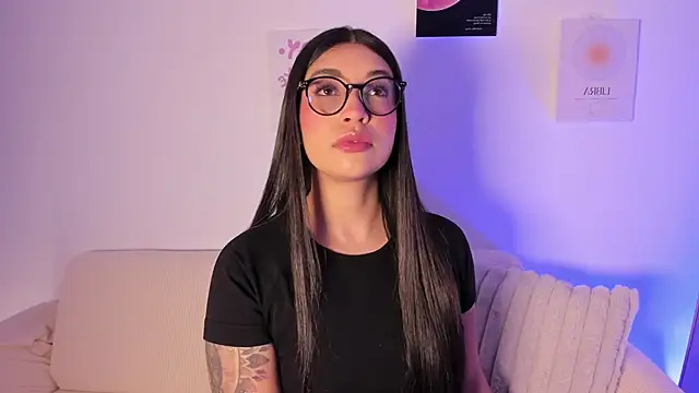 sensualhaven  online show from 11.04.25