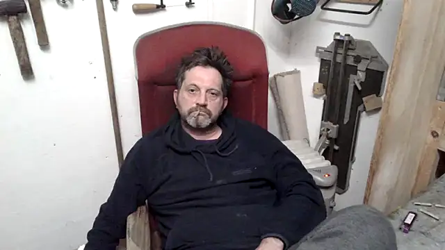 Snapshot of Vernalot_76 chatting on 02.14.25 Vernalot 76 online show from 02.14.25