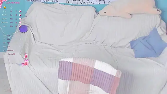 LilyBelll online show from 01.05.25