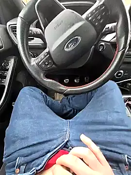 Titanhoott online show from 01.27.25