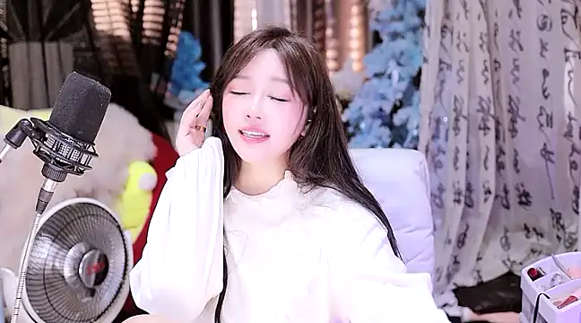 Snapshot of Missy_Nana21 chatting on 03.21.25 Missy Nana21 online show from 03.21.25