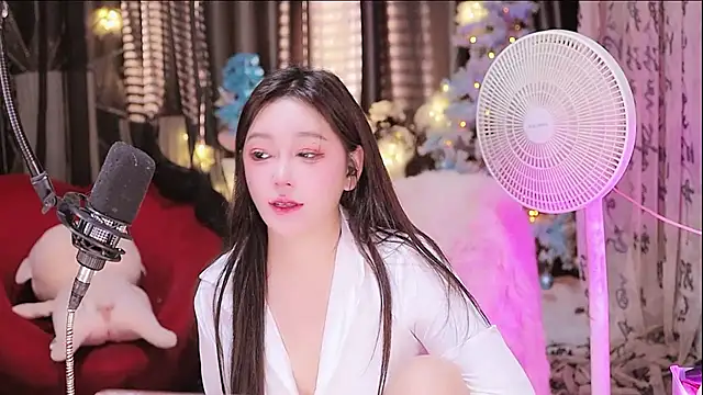 Snapshot of Missy_Nana21 chatting on 09.17.25 Missy Nana21 online show from 09.17.25