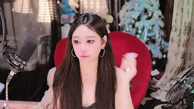 Snapshot of Missy_Nana21 chatting on 11.14.25 Missy Nana21 online show from 11.14.25