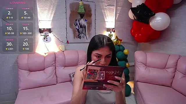 Alaya cute online show from 12.14.25