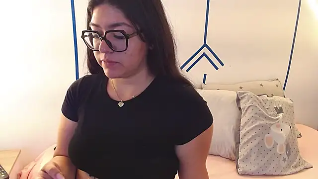 EsmeraldaSantoss online show from 12.09.24