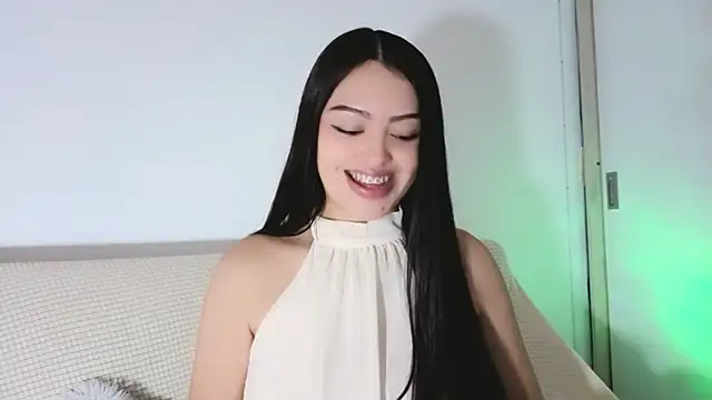 Snapshot of Sweet-Sophiee chatting on 07.05.26 Sweet-Sophiee online show from 07.05.26