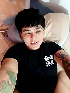 Snapshot of SHARLOTTE_MORGAN chatting on 10.12.25 SHARLOTTE MORGAN online show from 10.12.25