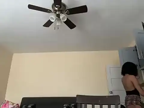 shandiloveslemonss online show from 12.20.24