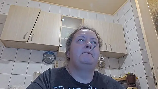 Snapshot of melissaBlessing chatting on 06.12.26 melissaBlessing online show from 06.12.26