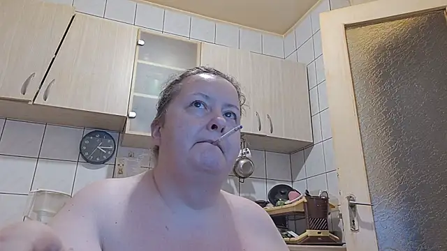 Snapshot of melissaBlessing chatting on 06.14.26 melissaBlessing online show from 06.14.26