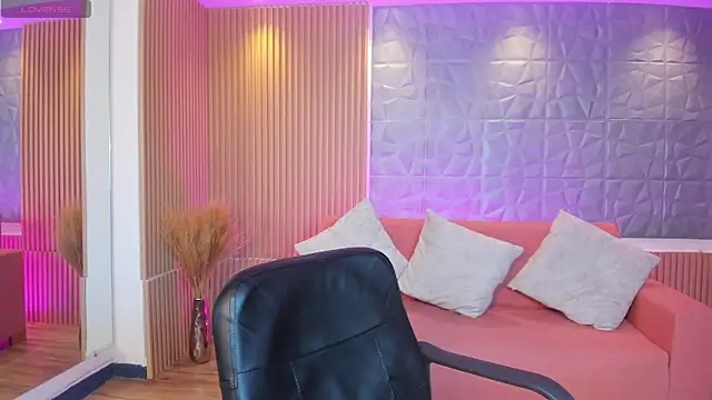 Laurent Williams online show from 03.10.25