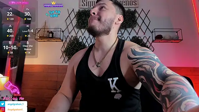 Snapshot of Angelgraham_1 chatting on 11.06.25 Angelgraham 1 online show from 11.06.25
