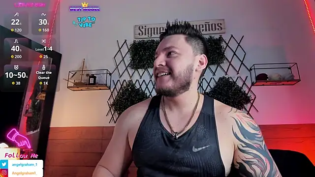 Snapshot of Angelgraham_1 chatting on 11.10.25 Angelgraham 1 online show from 11.10.25