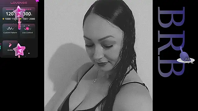 Snapshot of milly_sanchez chatting on 01.31.25 milly sanchez online show from 01.31.25