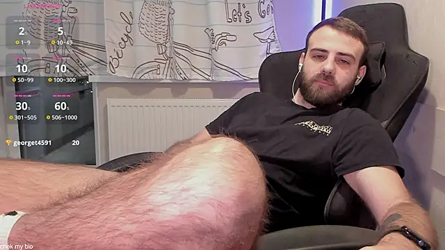 Snapshot of OtisRam chatting on 11.23.25 OtisRam online show from 11.23.25