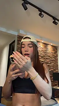 carolynnetrujillo online show from 04.13.26