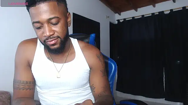 Snapshot of Drake_Nassir4 chatting on 07.07.26 Drake Nassir4 online show from 07.07.26