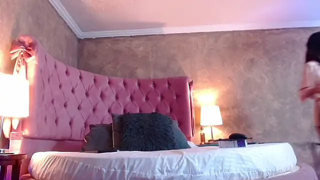 GabyPetit online show from 03.08.25