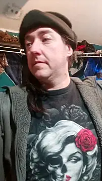 Boo-boo kittyfux online show from 02.02.26