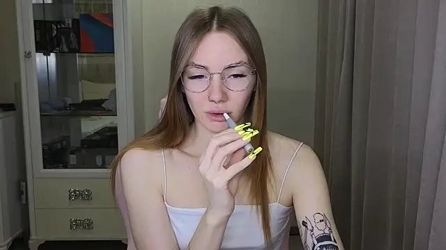 littlevildevil online show from 12.11.24