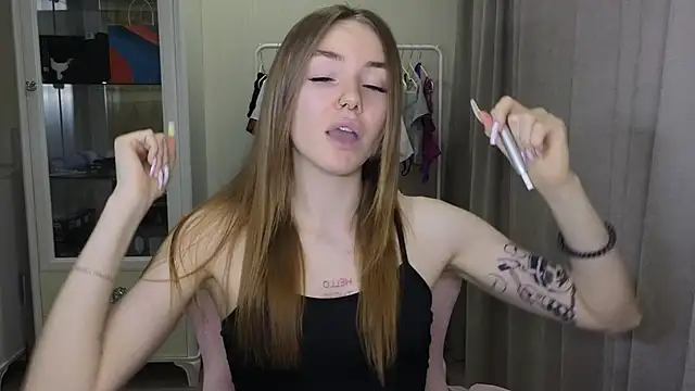 littlevildevil online show from 01.19.25