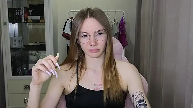 littlevildevil online show from 01.26.25