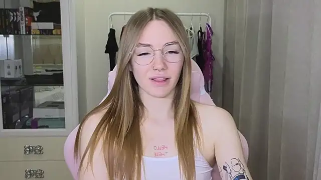 littlevildevil online show from 02.02.25