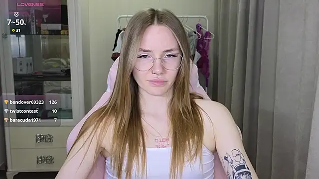 littlevildevil online show from 02.21.25