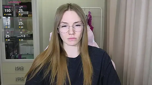 littlevildevil online show from 02.24.25