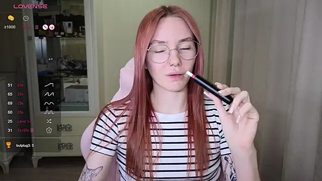 littlevildevil online show from 10.12.25