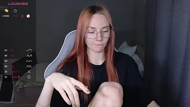 littlevildevil online show from 11.28.25