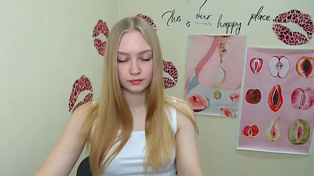 Snapshot of MademoiselleCl chatting on 03.01.25 MademoiselleCl online show from 03.01.25