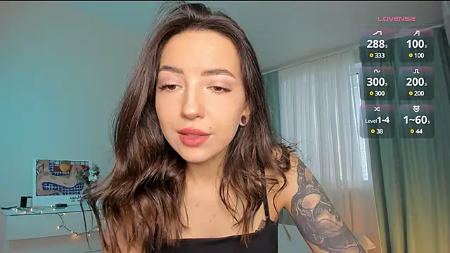 Snapshot of Oh_My_Dianee chatting on 12.28.24 Oh My Dianee online show from 12.28.24