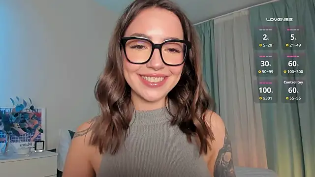 Snapshot of Oh_My_Dianee chatting on 10.23.25 Oh My Dianee online show from 10.23.25