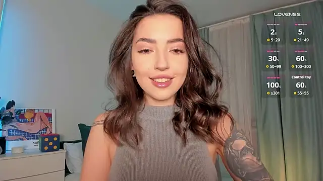 Snapshot of Oh_My_Dianee chatting on 11.17.25 Oh My Dianee online show from 11.17.25